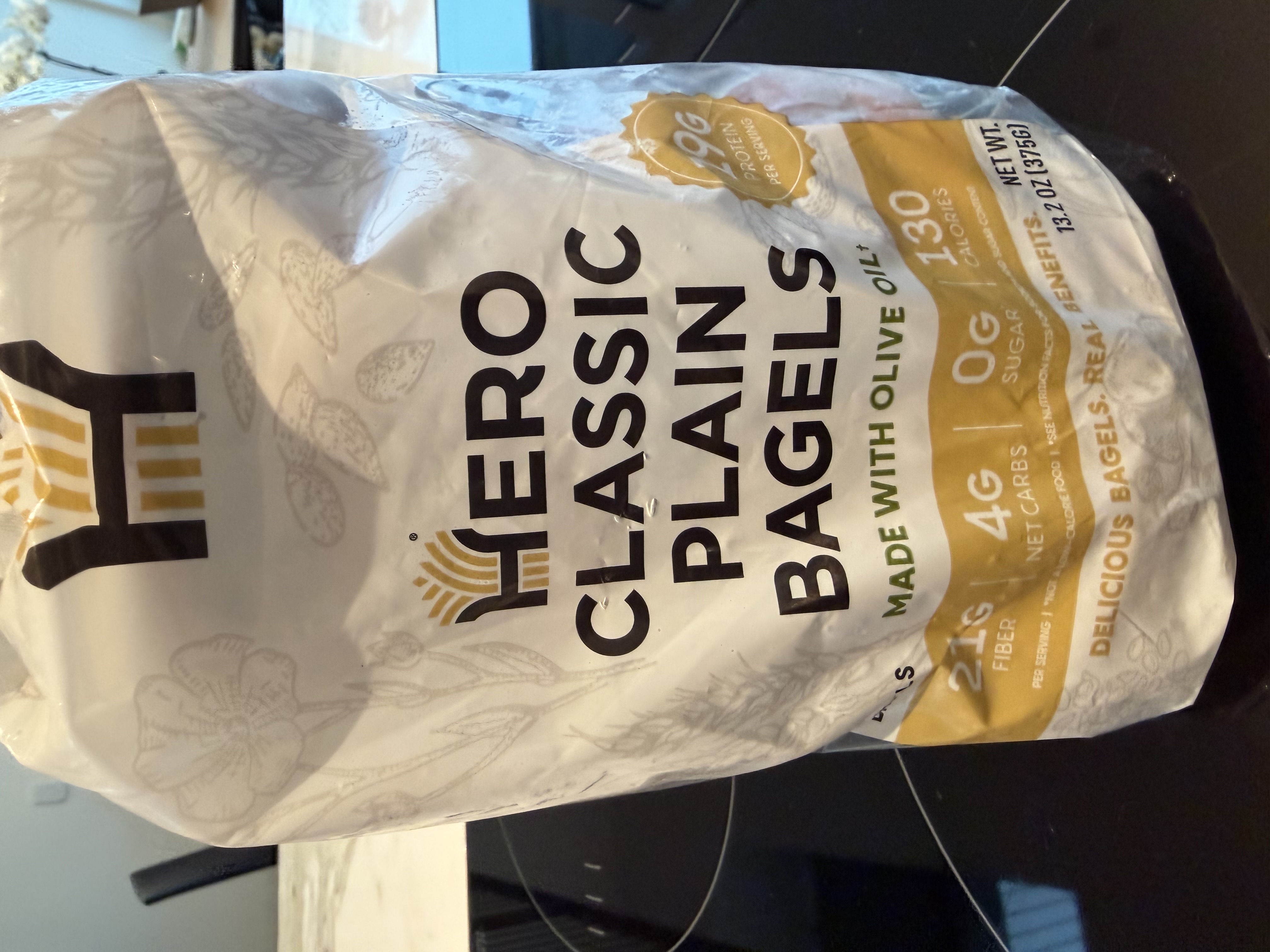 Hero Classic Plain Bagels bag